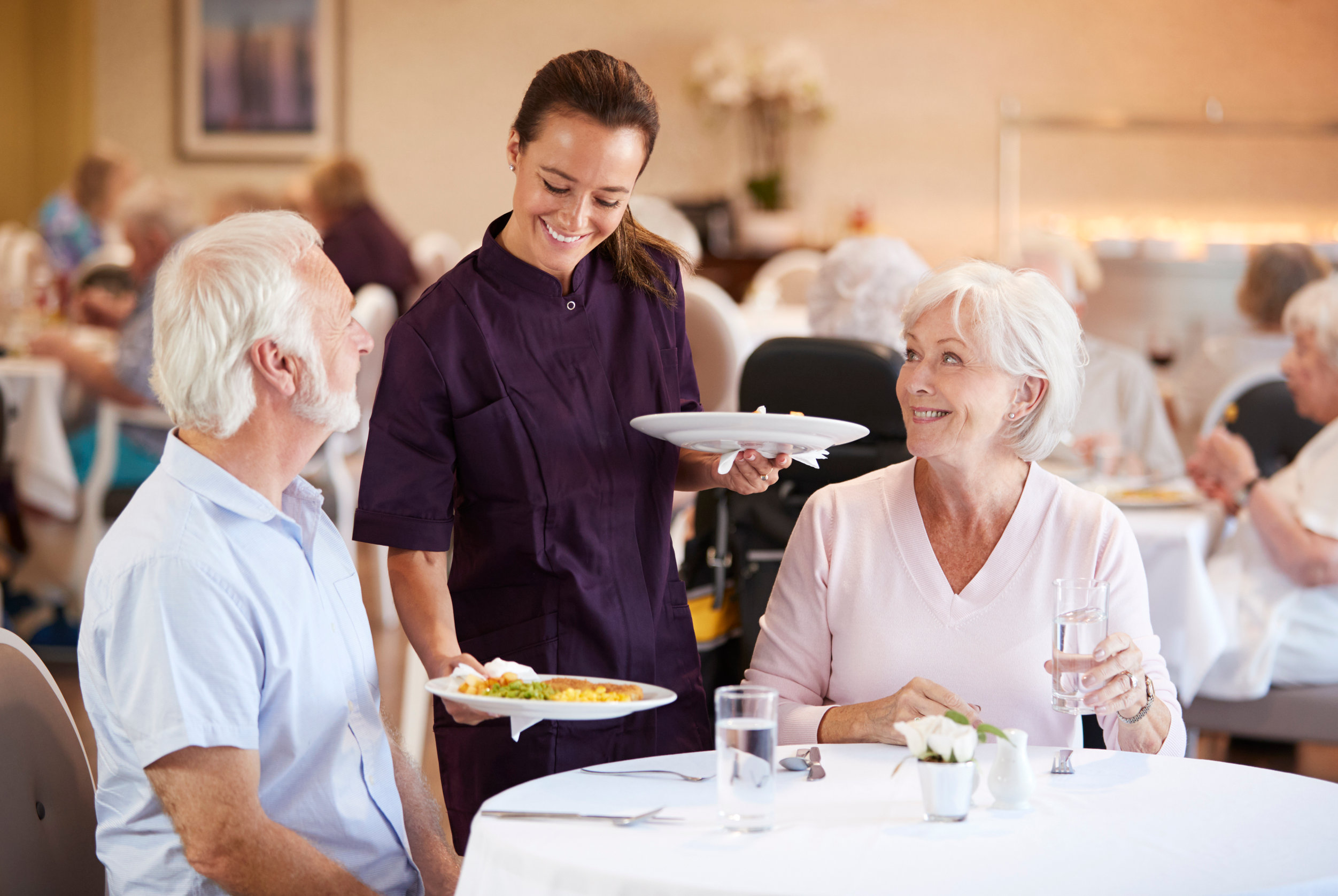 how-assisted-living-centers-help-seniors-live-independent-blog